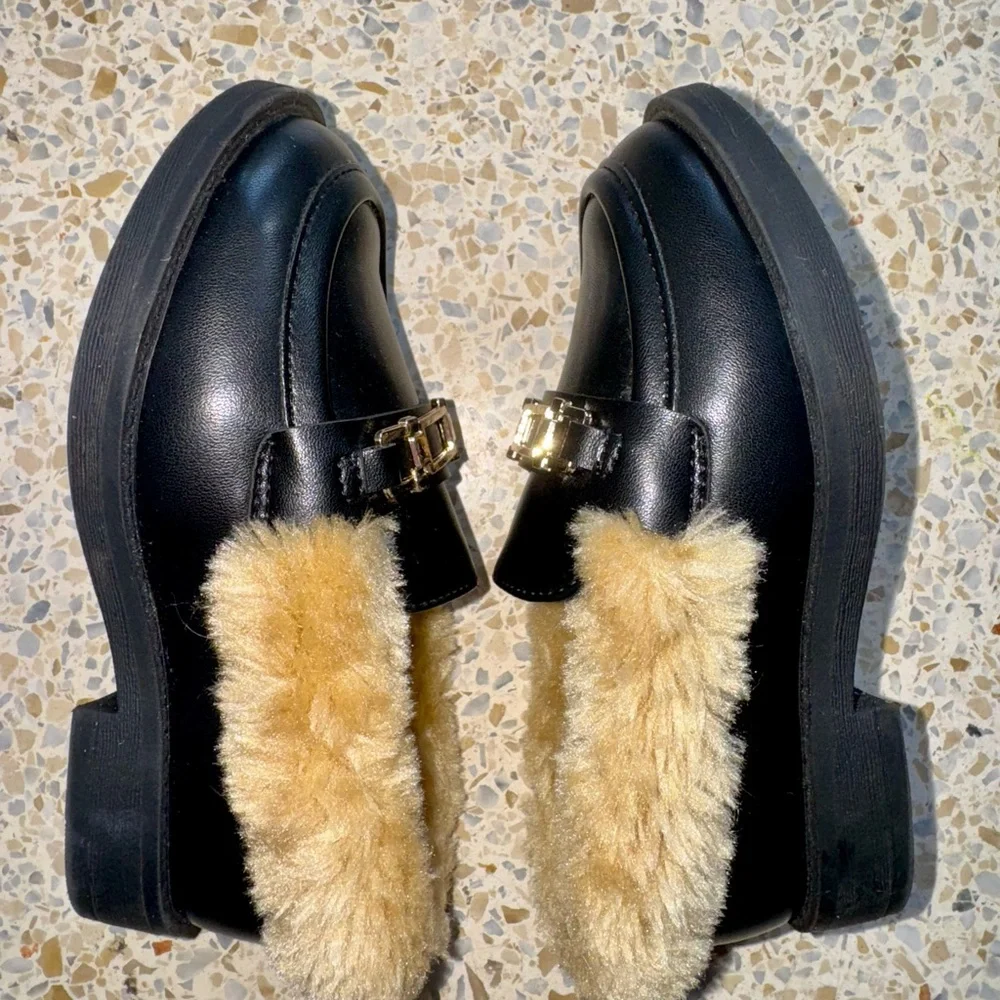 GAP stylish loafers